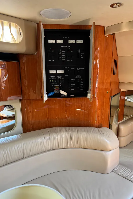2001 Sea Ray 380 Sundancer
