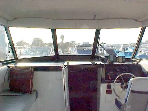 1993 Bayliner 2859 Hard Top