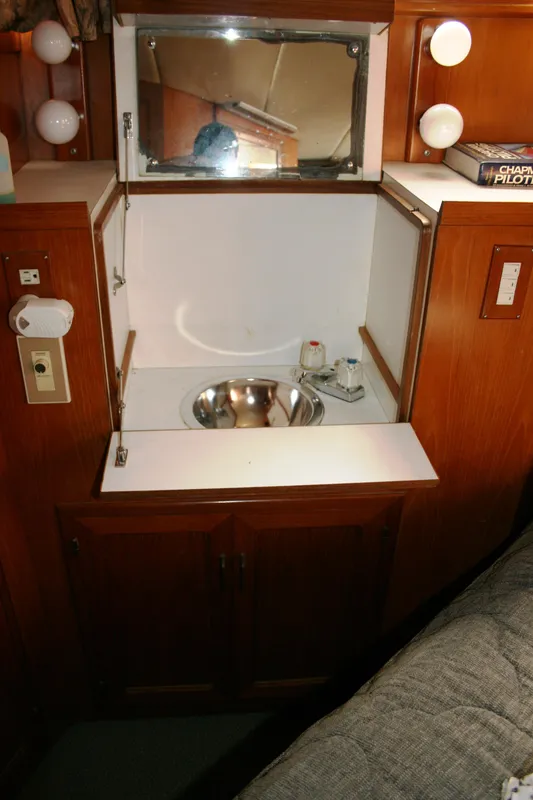 1987 Symbol Yachtfisher
