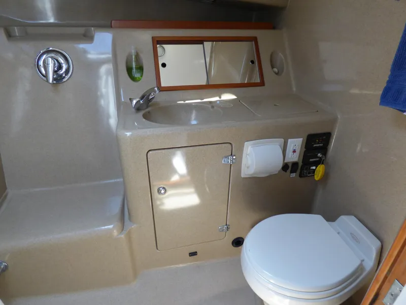 2005 True North 38 Heritage