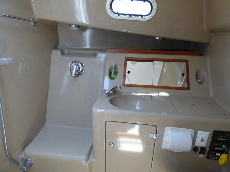 2005 True North 38 Heritage