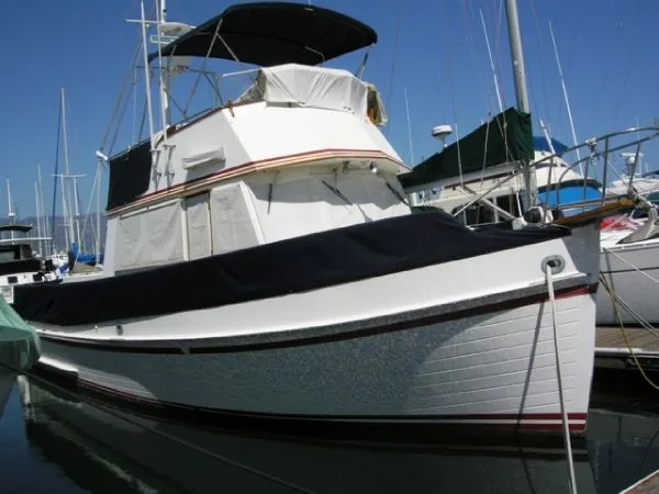 "Tuff Lady" @ the dock