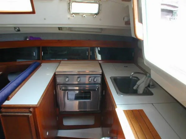 1986 Hunter