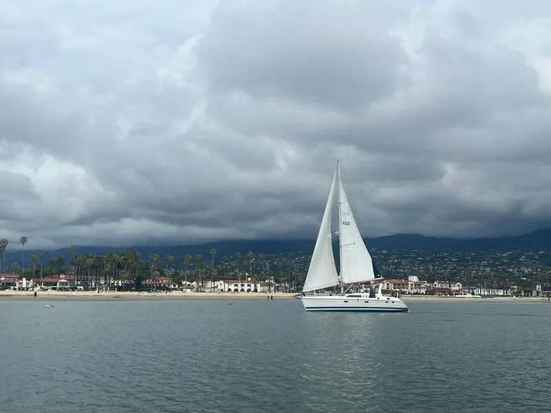 Undersail Portside