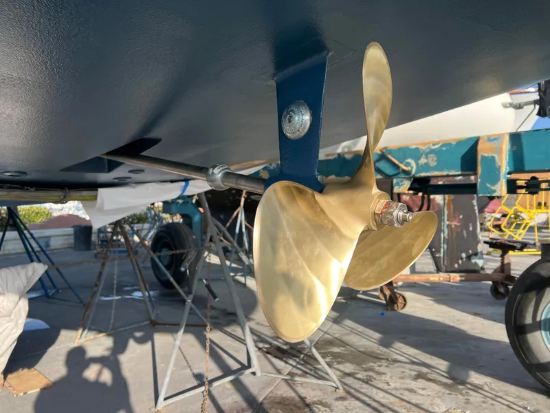 1998 Hunter Passage 450