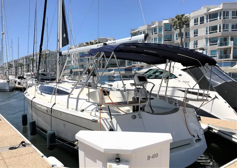 2016 Marlow-Hunter 37