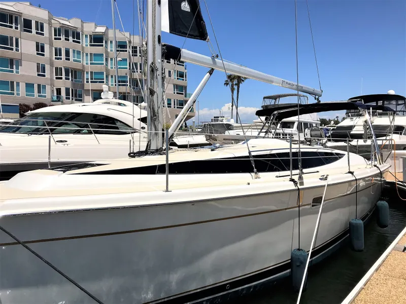 2016 Marlow-Hunter 37