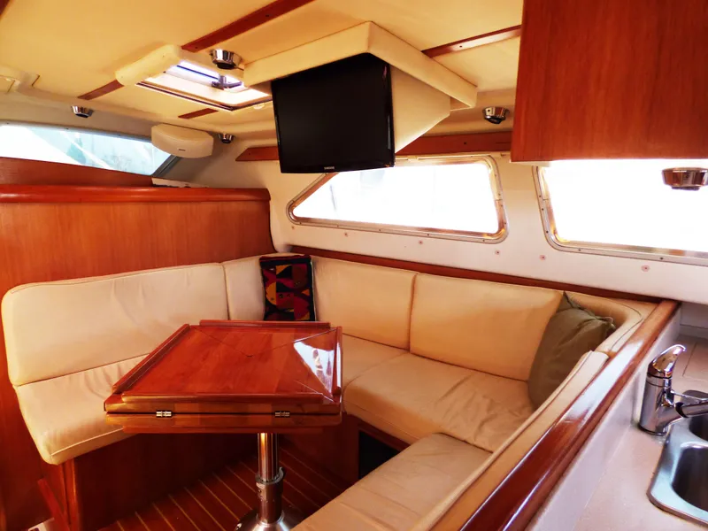 2006 Catalina Morgan 440