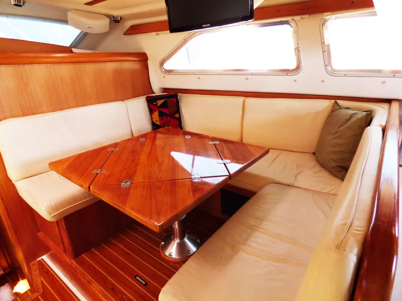 2006 Catalina Morgan 440