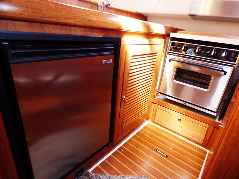 2006 Catalina Morgan 440
