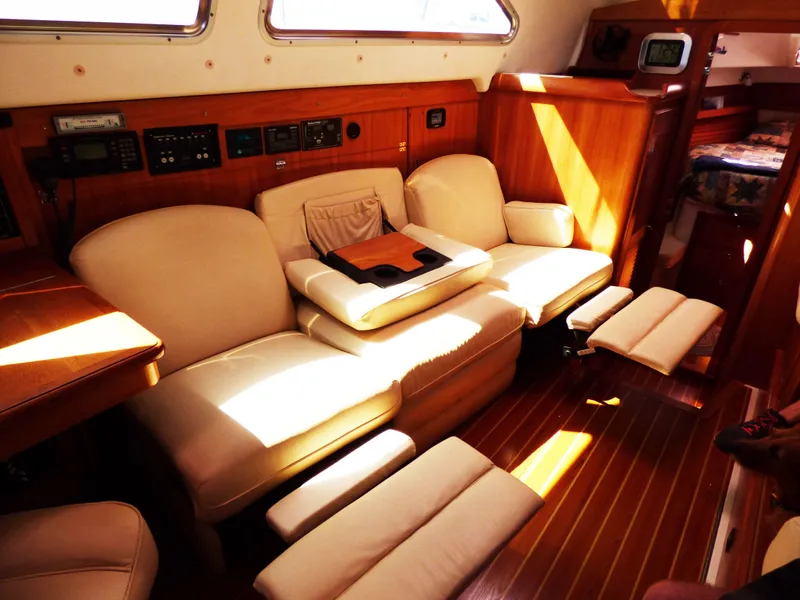 2006 Catalina Morgan 440
