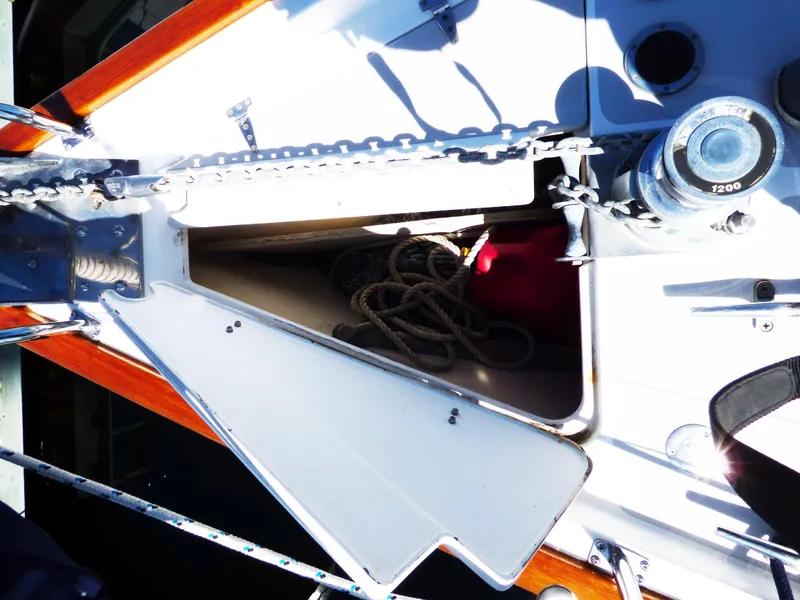 Anchor locker