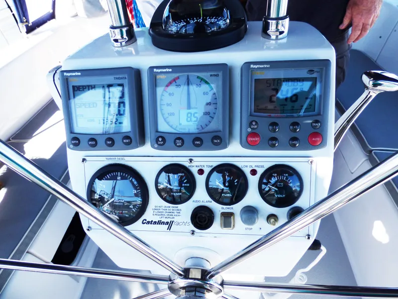 2006 Catalina Morgan 440
