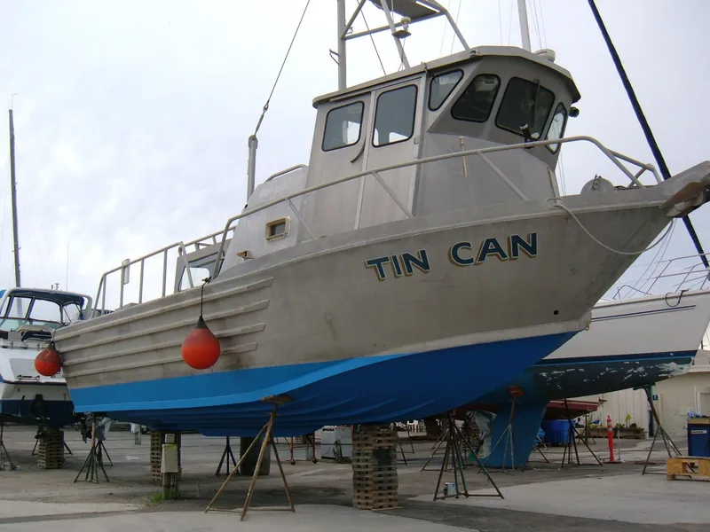 1994 Omni North Commercial Crabber