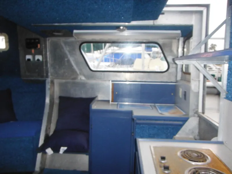 1994 Omni North Commercial Crabber