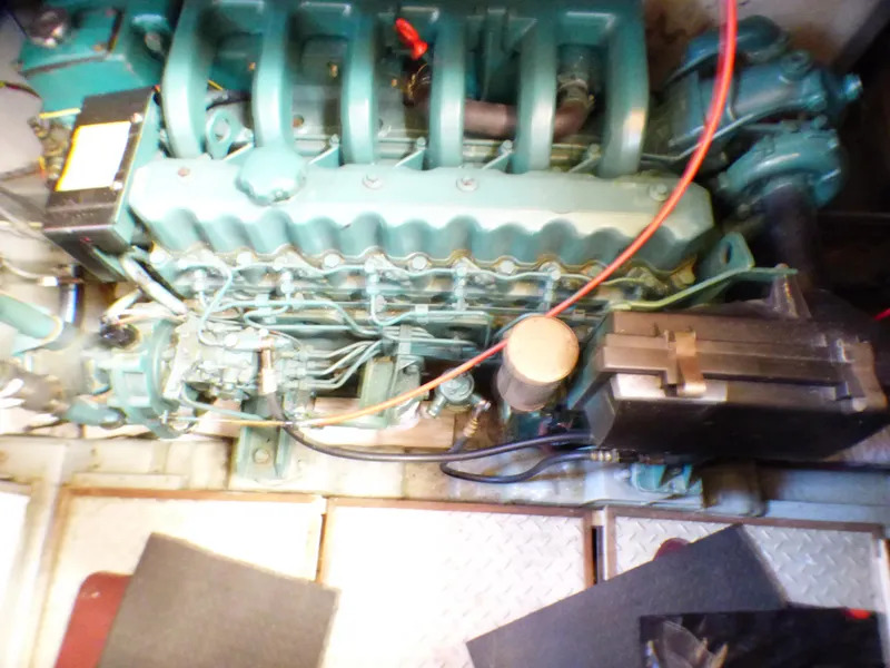 1984 Marine Trader 40 LaBelle by Bestway