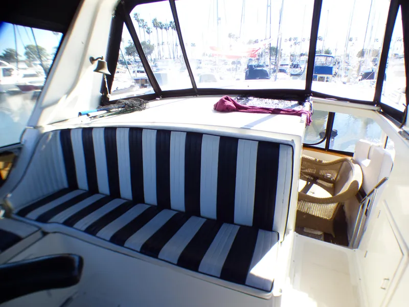 1984 Marine Trader 40 LaBelle by Bestway