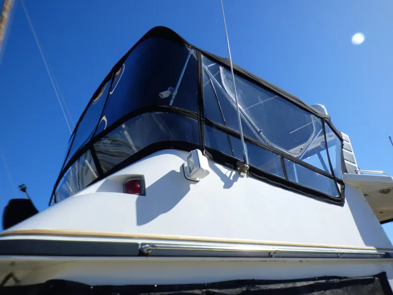 1984 Marine Trader 40 LaBelle by Bestway