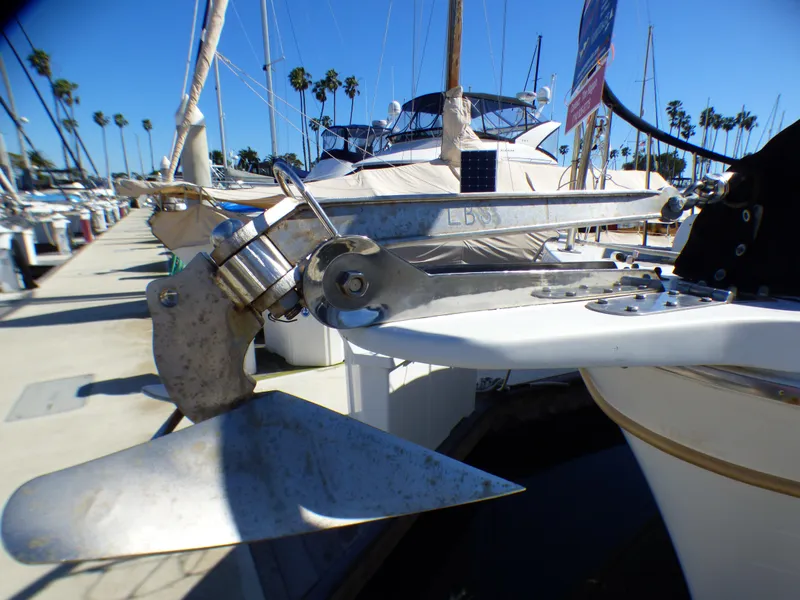 1984 Marine Trader 40 LaBelle by Bestway