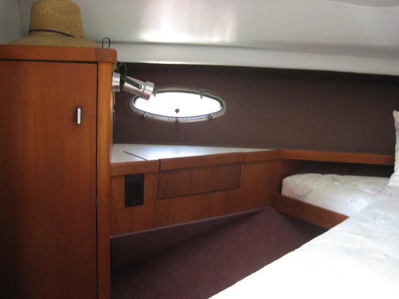 1989 Tiara Yachts 3300 Open