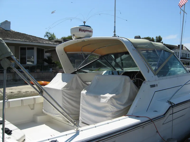 1989 Tiara Yachts 3300 Open