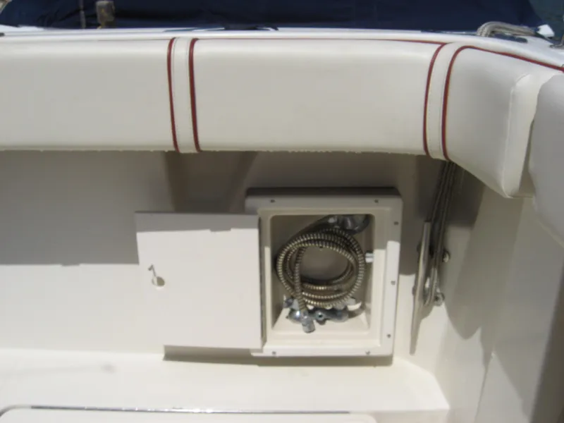 1989 Tiara Yachts 3300 Open
