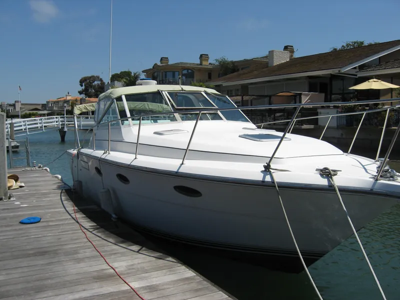 1989 Tiara Yachts 3300 Open