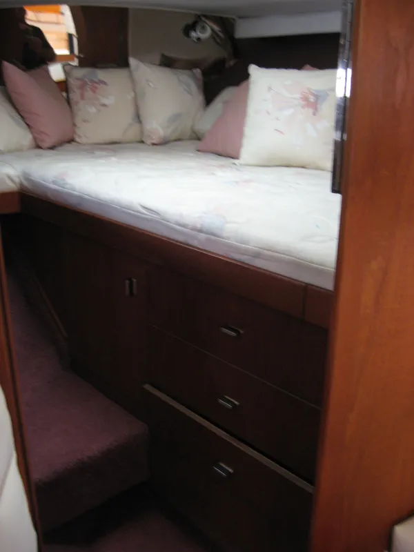 1989 Tiara Yachts 3300 Open