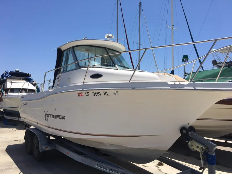 2007 Seaswirl Striper 2601 Walkaround I/O