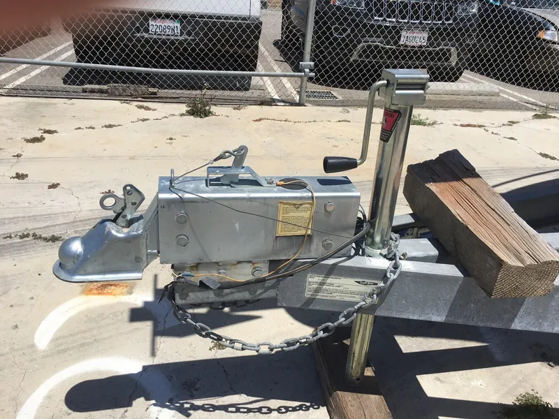 2007 Seaswirl Striper 2601 Walkaround I/O