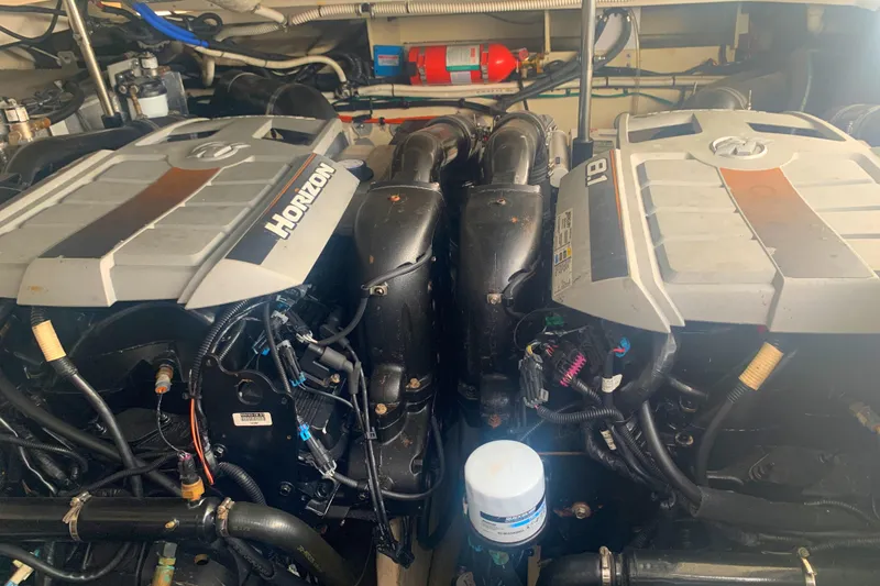 2009 Sea Ray Sundancer 330