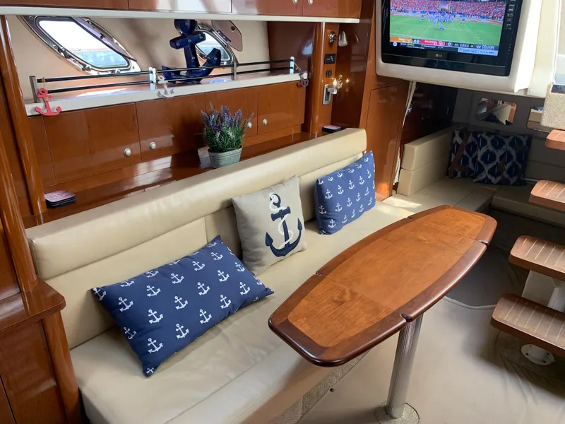 2009 Sea Ray Sundancer 330