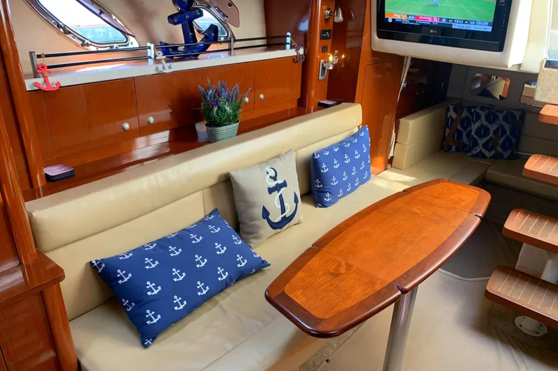 2009 Sea Ray Sundancer 330