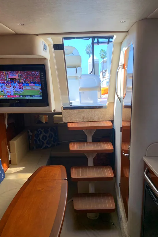 2009 Sea Ray Sundancer 330