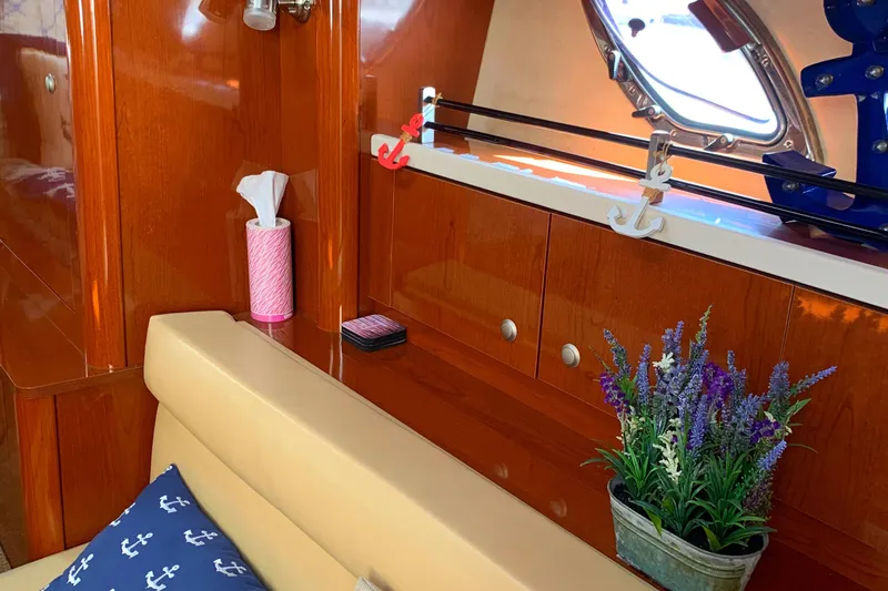 2009 Sea Ray Sundancer 330