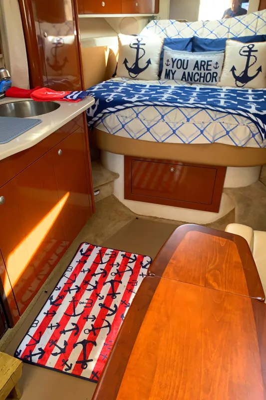 2009 Sea Ray Sundancer 330