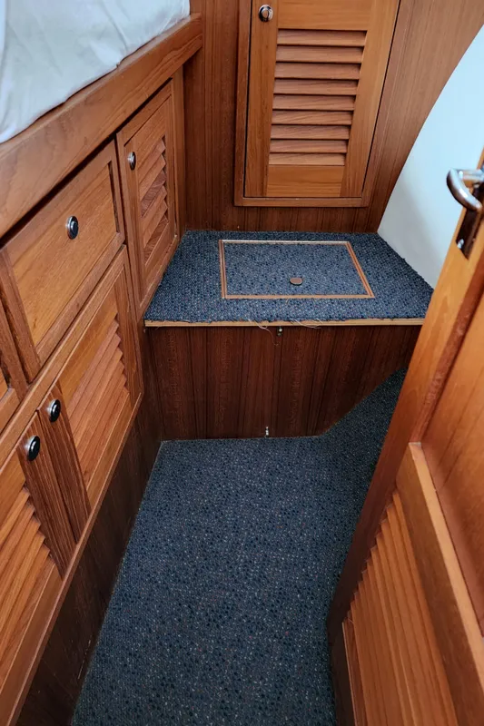 2004 Sea Sport Pacific 3200