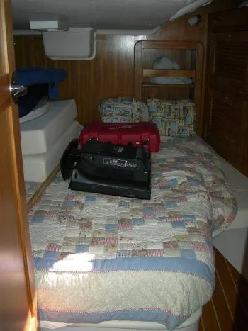 2005 Catalina Morgan 440