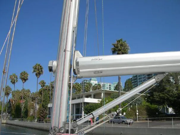 2005 Catalina Morgan 440