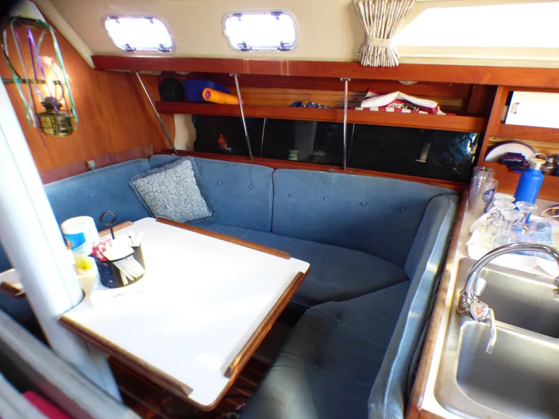 1988 Catalina Sloop