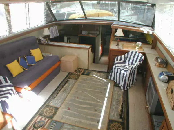 1983 Silverton AFT CABIN