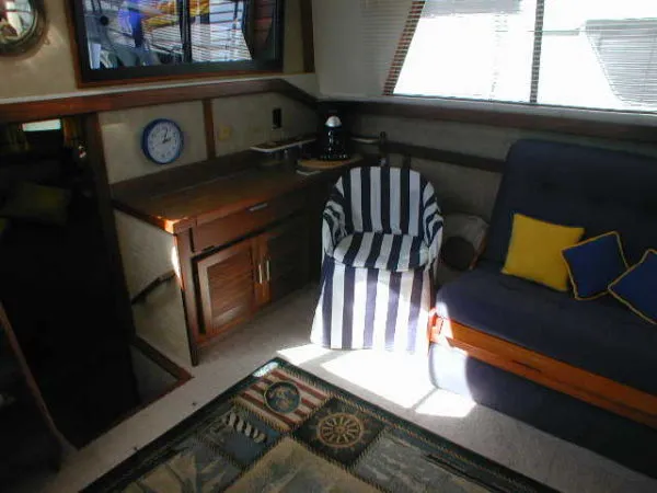 1983 Silverton AFT CABIN