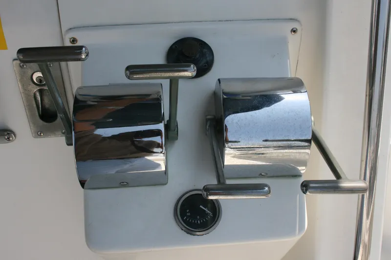 1990 Mediterranean Sportfisher