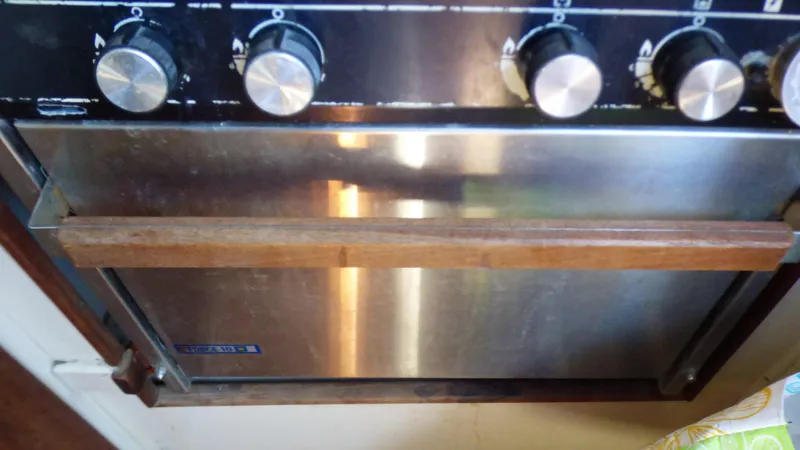 1981 Hunter 37 Cherubini Cutter