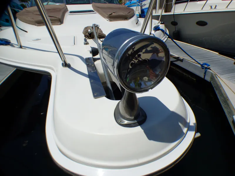 Close-up of a 2002 Sea Ray 340 Amberjack boat spotlight.