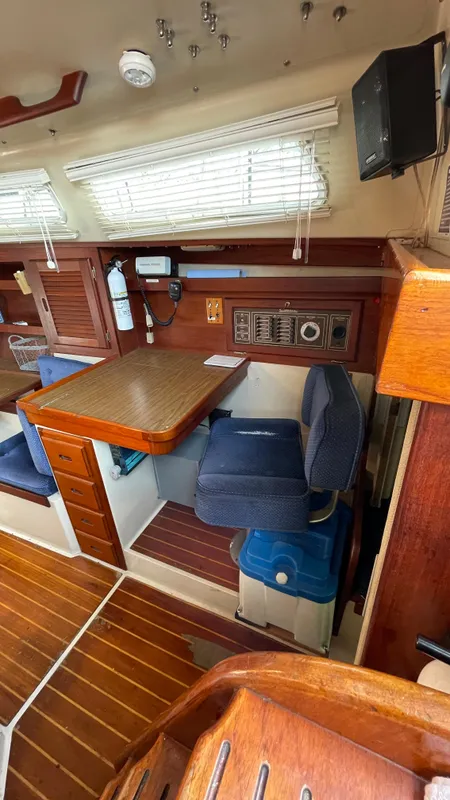 1987 Catalina Sloop