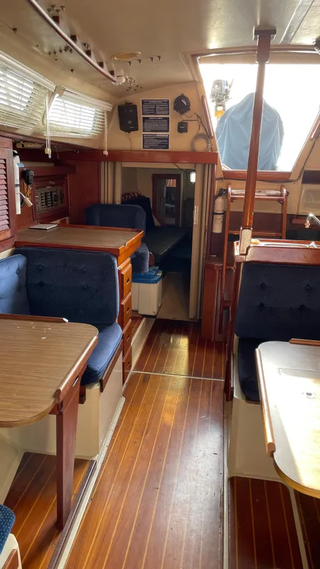 1987 Catalina Sloop