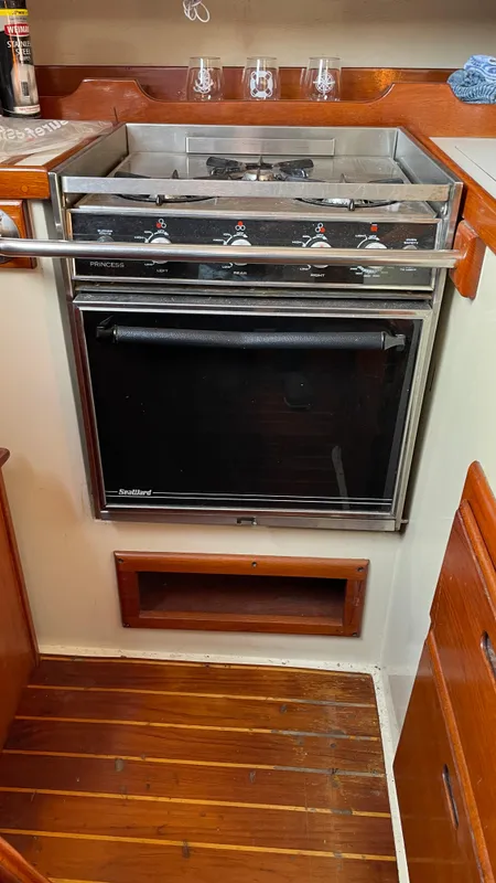 1987 Catalina Sloop