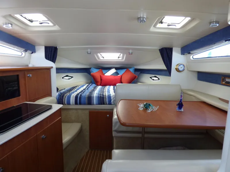 2008 Bayliner 285