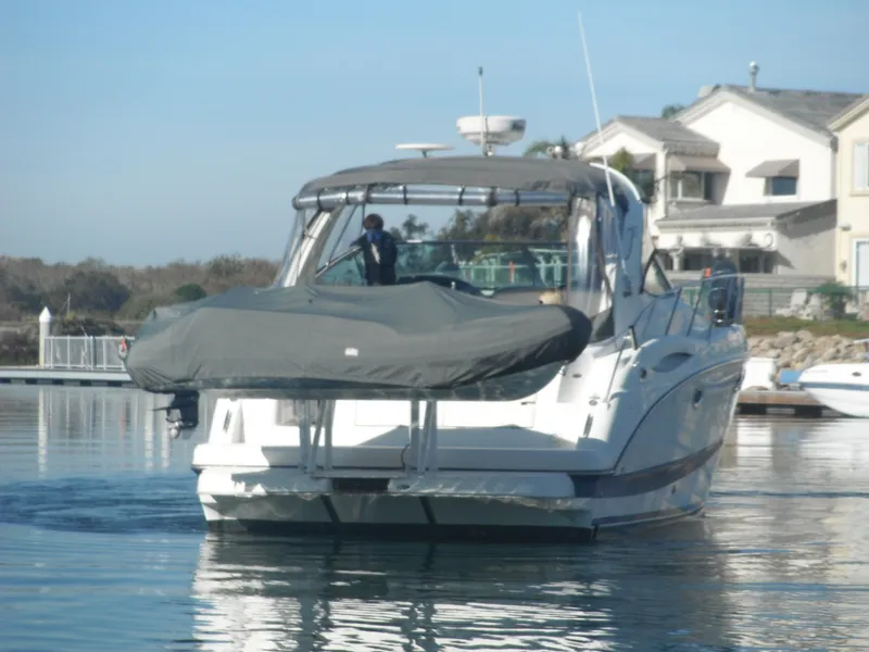 2005 Maxum 3700 Sport Yacht